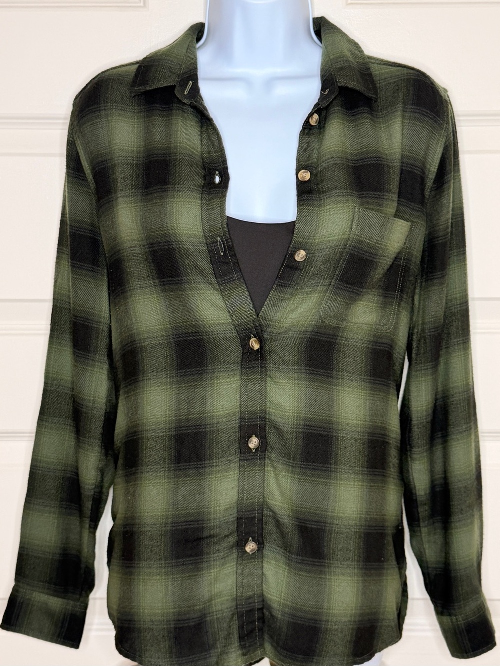American Eagle Outfitters Olive Green Shirt with White Label